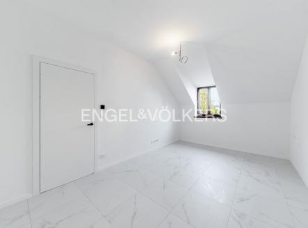 10 | Prodej bytu, 2+kk, 59 m²