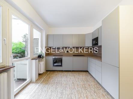 2 (2) | Pronájem bytu, 3+kk, 102 m²