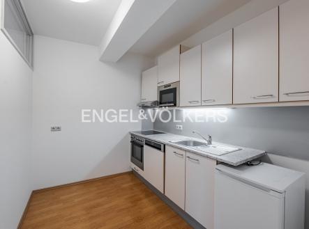 2 | Pronájem bytu, 2+kk, 83 m²