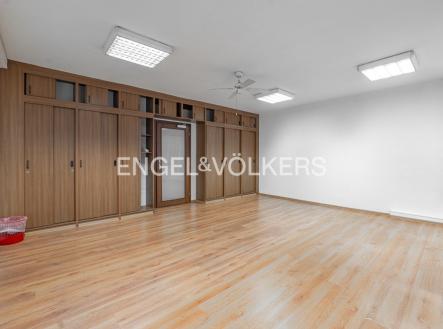 P1156259_web | Pronájem - kanceláře, 30 m²