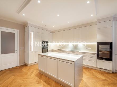3 | Prodej bytu, 4+kk, 132 m²
