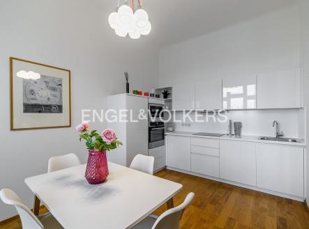 4 | Pronájem bytu, 2+kk, 76 m²