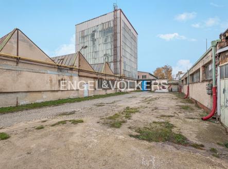 P1144820_web (1) | Pronájem - komerční objekt, sklad, 13 240 m²