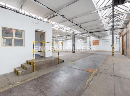 P1144826_web | Pronájem - komerční objekt, sklad, 1 195 m²