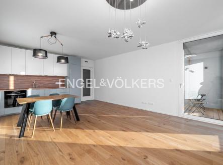 2 | Pronájem bytu, 2+kk, 58 m²