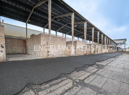 Pronájem - komerční objekt, sklad, 30 000 m² obrázek
