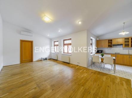 Pronájem bytu, 3+kk, 91 m² obrázek