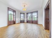 Pronájem bytu, 4+1, 183 m²