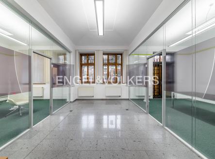 003 | Pronájem - obchodní prostor, 114 m²