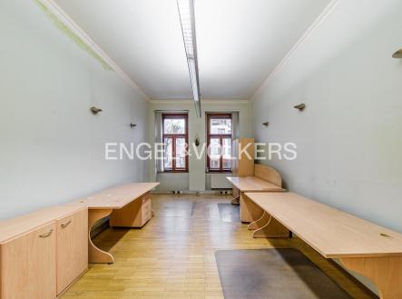 002 | Pronájem - kanceláře, 170 m²