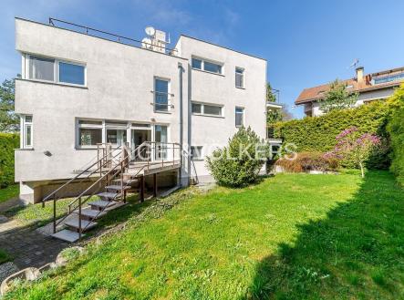 Prodej - dům/vila, 311 m²