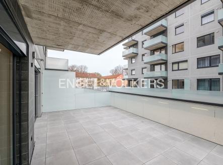 3 | Pronájem bytu, 2+kk, 56 m²