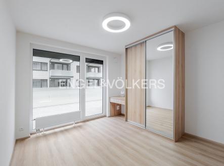 4 | Pronájem bytu, 2+kk, 56 m²