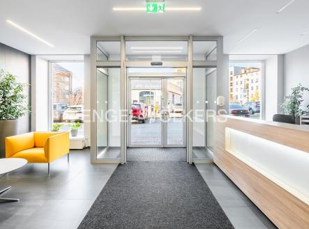 DSC_5987-HDR_web | Pronájem - kanceláře, 394 m²