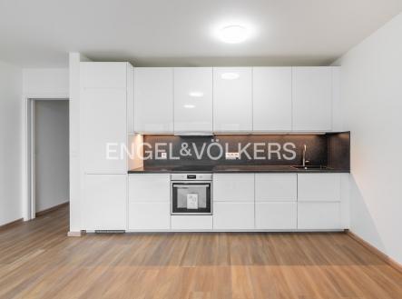 4 | Pronájem bytu, 2+kk, 65 m²