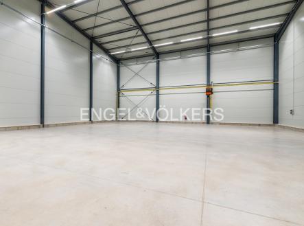 DSC_5342_web | Pronájem - komerční objekt, sklad, 422 m²