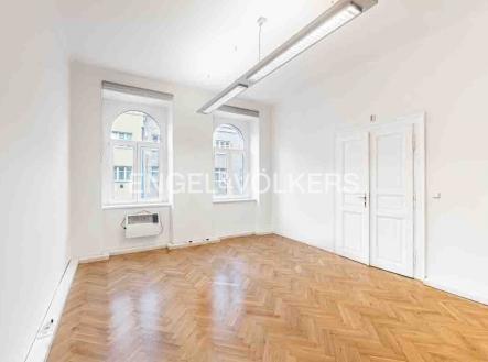 Pronájem - kanceláře, 101 m² obrázek