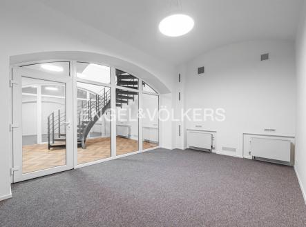3 | Pronájem - kanceláře, 187 m²
