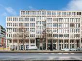 Pronájem - kanceláře, 553 m²