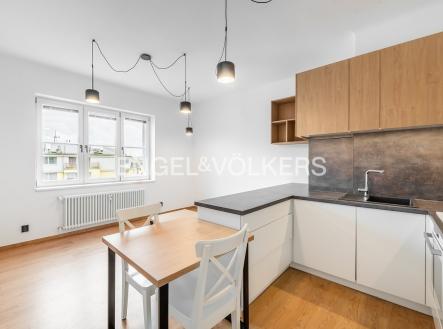 Pronájem bytu, 2+kk, 55 m² obrázek