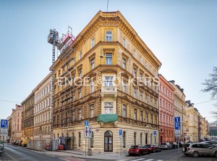 Pronájem - obchodní prostor, 61 m² obrázek