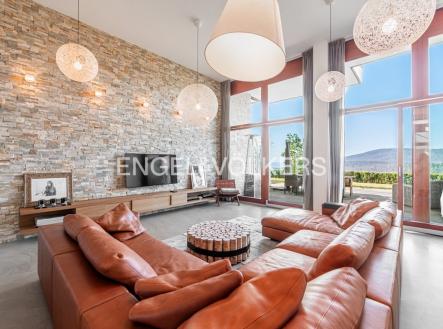 Pronájem - dům/vila, 240 m² obrázek