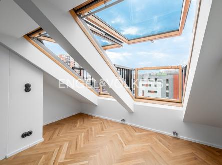 4 | Pronájem bytu, 1+kk, 48 m²