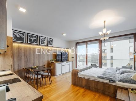 Pronájem bytu, 1+kk, 32 m² obrázek