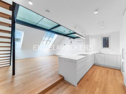 1 | Pronájem bytu, 5+kk, 157 m²