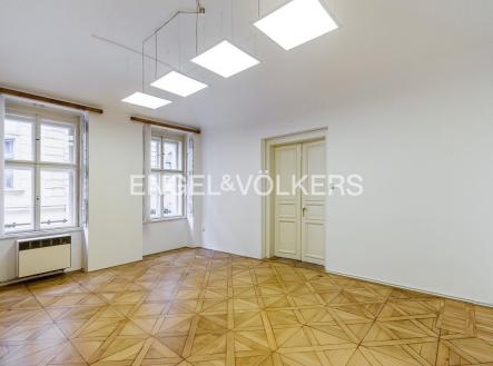 Pronájem bytu, 2+1, 90 m² obrázek
