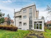 Pronájem - nájemní dům, 1 127 m²