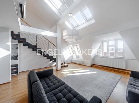 1 | Pronájem bytu, 4+kk, 156 m²