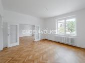 Pronájem - dům/vila, 255 m²