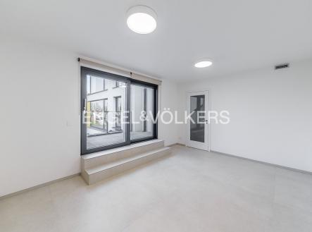 Pronájem bytu, 2+kk, 70 m² obrázek