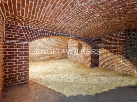 1 | Pronájem - obchodní prostor, 110 m²