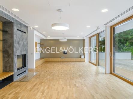2-DSC_1535-HDR_web | Pronájem - dům/vila, 523 m²
