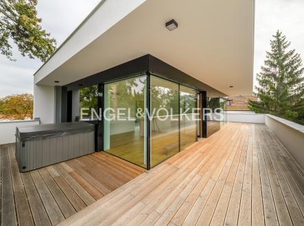 4-DSC_1476-HDR_web | Pronájem - dům/vila, 523 m²
