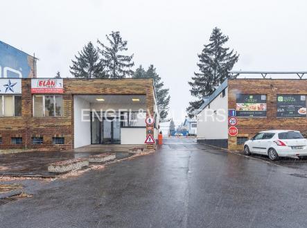 2 | Pronájem - komerční objekt, sklad, 1 070 m²