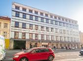 Pronájem - kanceláře, 321 m²