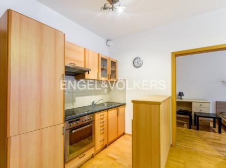 2 | Pronájem bytu, 2+kk, 50 m²