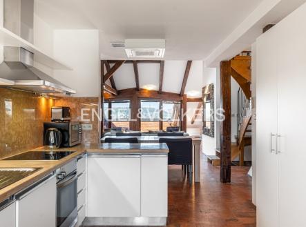 2 | Pronájem bytu, 4+kk, 220 m²