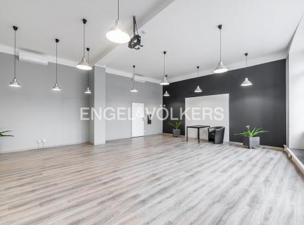 4 | Pronájem - kanceláře, 66 m²