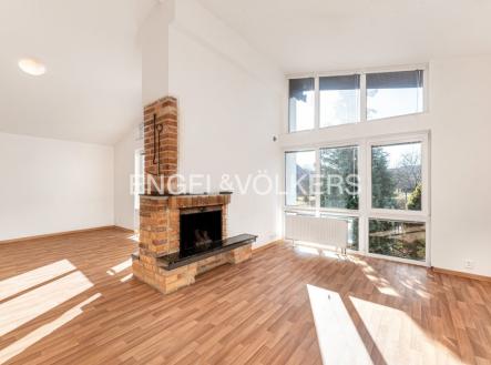 2 | Pronájem - dům/vila, 112 m²