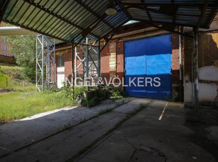 4 | Pronájem - komerční objekt, sklad, 295 m²