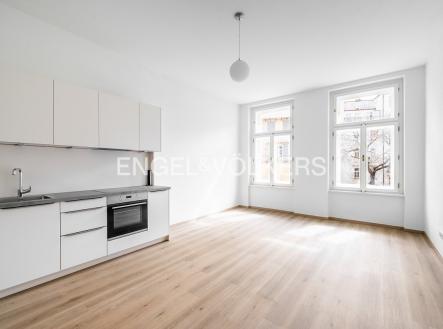 Pronájem bytu, 3+kk, 80 m²