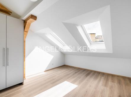 3 | Pronájem bytu, 3+kk, 91 m²
