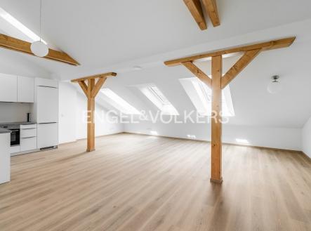1 | Pronájem bytu, 3+kk, 98 m²