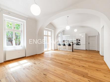 4 (2) | Pronájem bytu, 4+kk, 138 m²