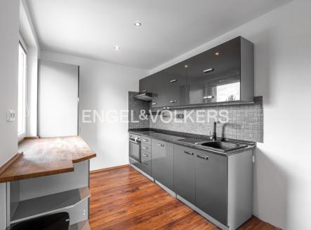 2 | Pronájem bytu, 3+kk, 74 m²