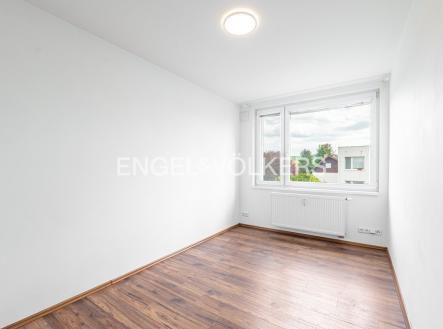 4 | Pronájem bytu, 3+kk, 74 m²